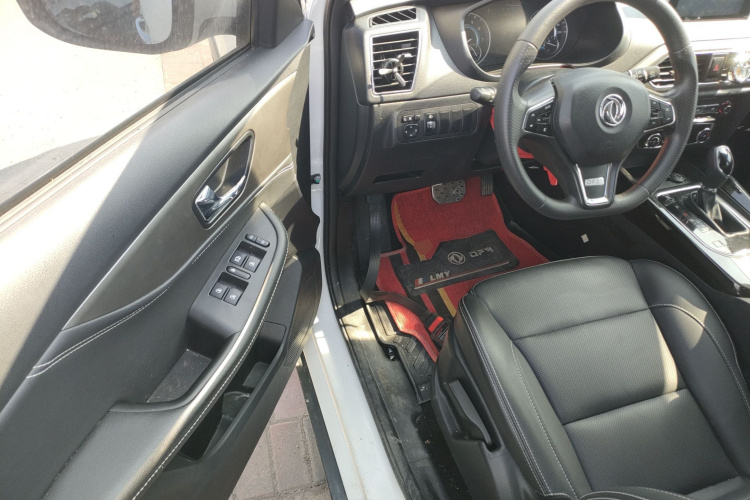 东风风光 风光S560 2019款 1.8L CVT精英型中控内饰20