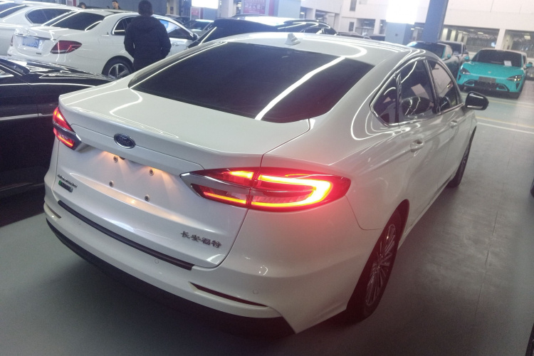 福特 蒙迪欧新能源 2018款 2.0 PHEV 智控时尚型 国VI车身外观6005