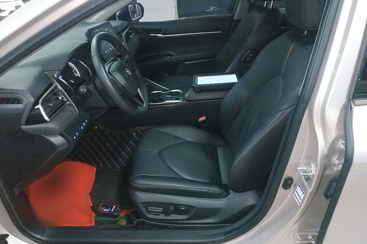 丰田 凯美瑞 2021款 2.0G 豪华版局部细节19