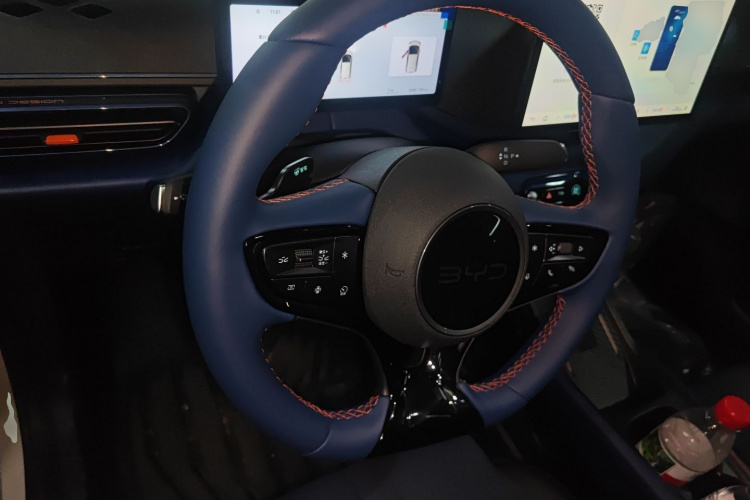 比亚迪 海鸥 2025款 智驾版 305km 自由版中控内饰13