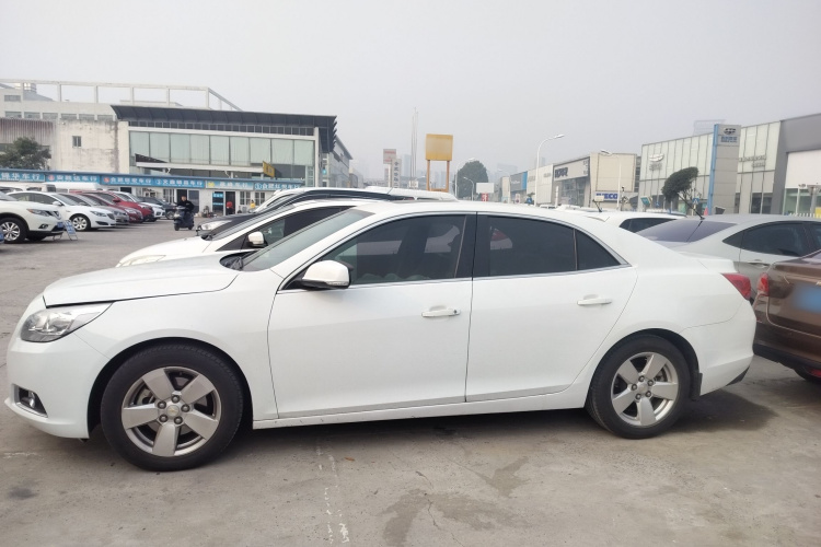 雪佛兰 迈锐宝 2013款 1.6T 自动舒适版车身外观4