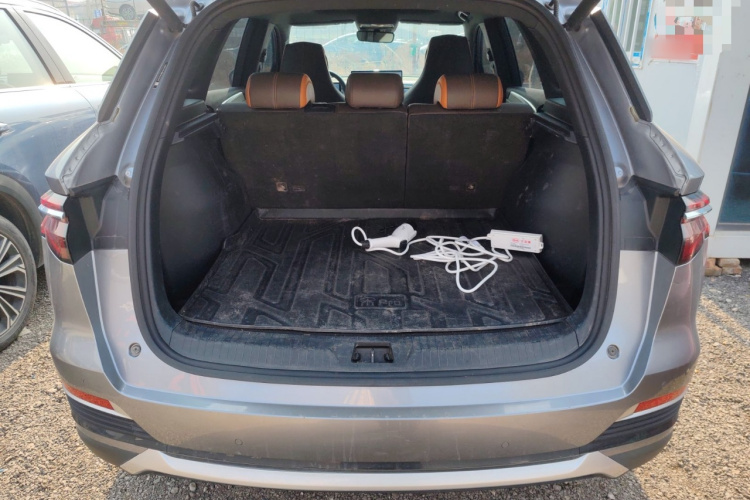 比亚迪 宋Pro新能源 2022款 DM-i 110km 旗舰型Pro机舱底盘23