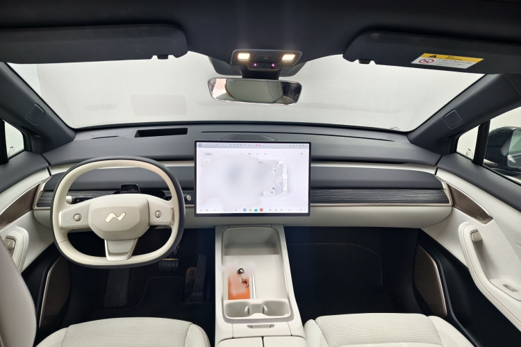 乐道L60 2024款 60kWh 后驱版中控内饰7002