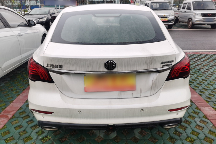 名爵 MG6 2020款 1.5T 自动领潮豪华版车身外观6