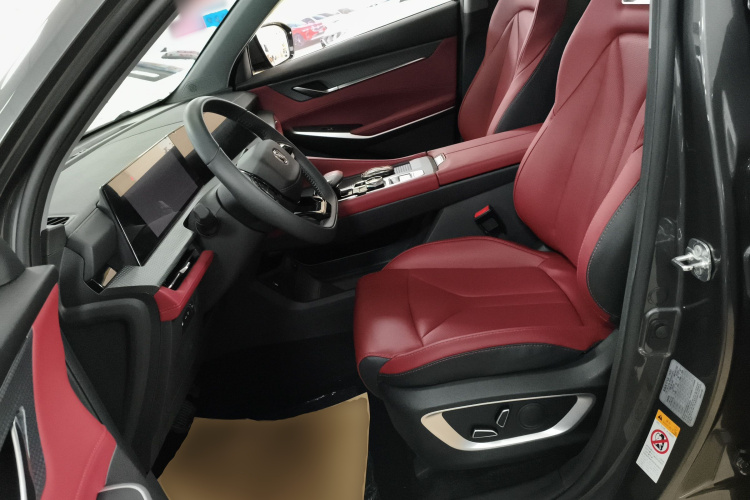 长安CS75 PLUS 2022款 第二代 1.5T 自动尊贵型中控内饰19