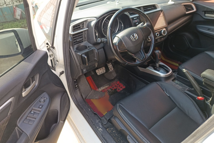 本田 飞度 2018款 1.5L CVT潮跑+版中控内饰7003