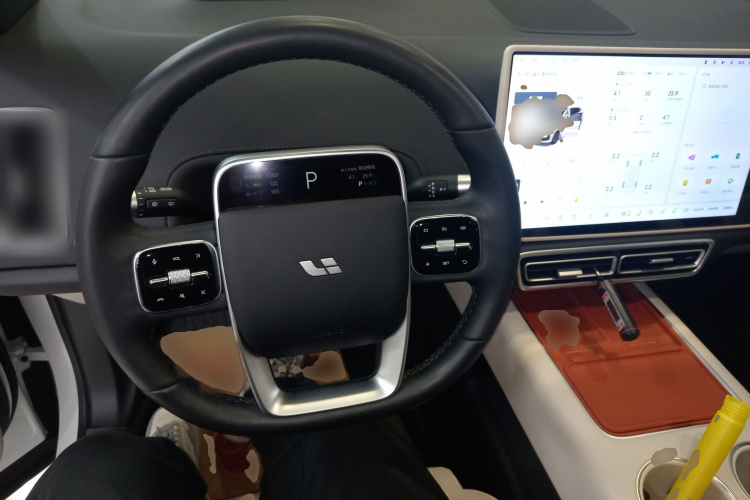 理想汽车 理想L6 2024款 Pro中控内饰13