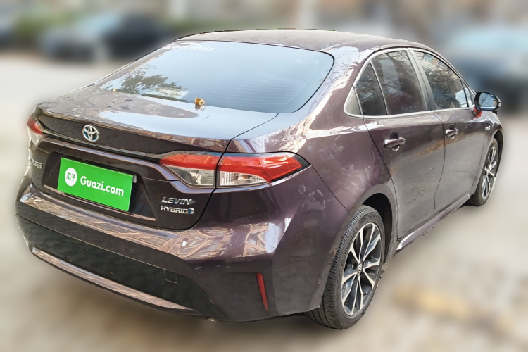 丰田 雷凌 2019款 双擎 1.8H E-CVT运动版 国VI车身外观7