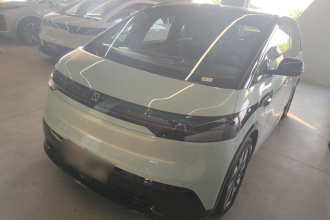 极氪MIX 2025款 长续航智驾版