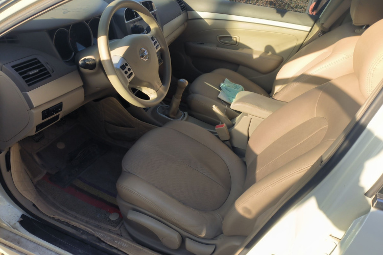 日产 轩逸 2016款 经典 1.6XE 手动领先版局部细节19