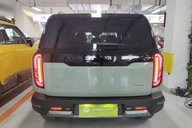 北京越野 北京BJ30 2024款 1.5T 魔核电驱进阶版车身外观6