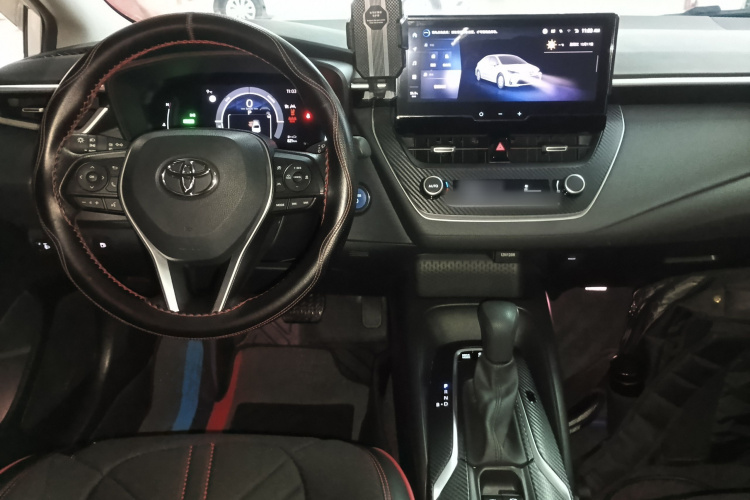 丰田 卡罗拉 2023款 1.8L 智能电混双擎 精英版中控内饰12