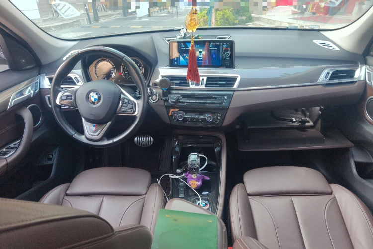 宝马X1 2018款 xDrive20Li 尊享型中控内饰12