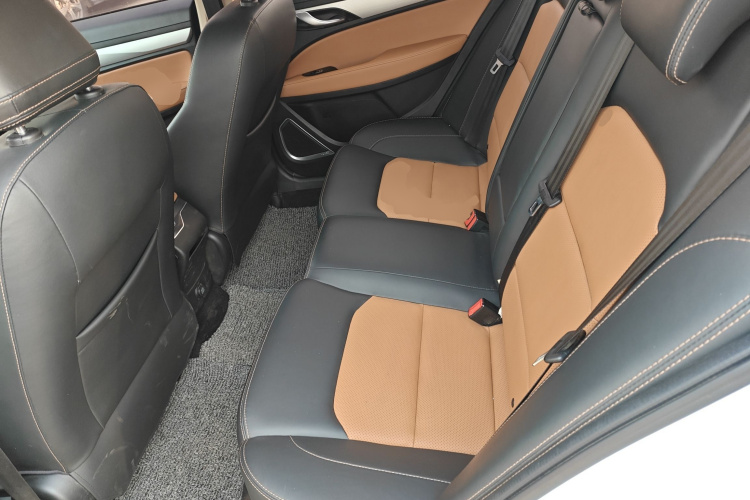 吉利汽车 远景S1 2018款 1.4T CVT锋驰型中控内饰7004