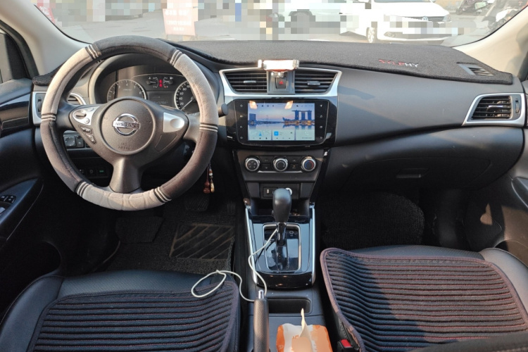 日产 轩逸 2022款 经典 1.6XE CVT舒适版中控内饰12