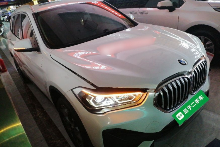 宝马X1 2021款 改款 sDrive25Li 领先型车身外观3