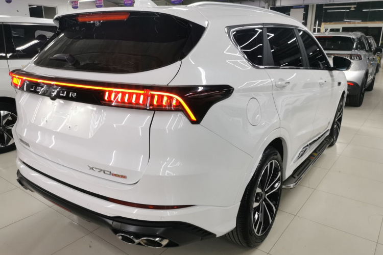 捷途X70 PLUS 2023款 1.6T DCT强者PRO+ 5座车身外观6005