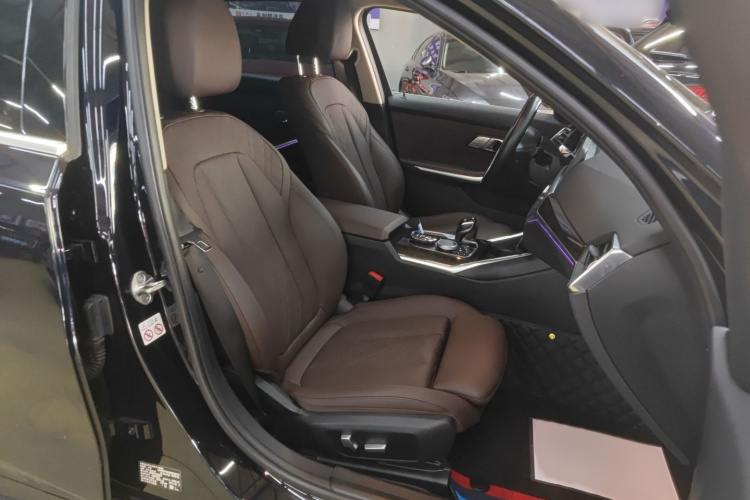 宝马3系 2022款 325Li M运动套装局部细节41