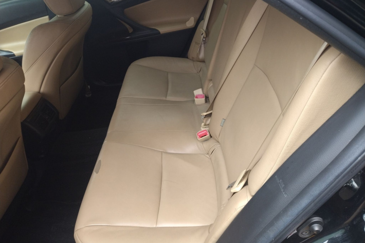 丰田 锐志 2013款 2.5V 菁锐版中控内饰21