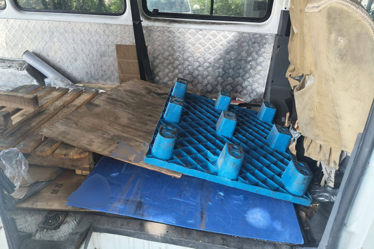 江铃 特顺 2019款 2.8T商运型长轴中顶7座后单胎国VI JX493中控内饰7004