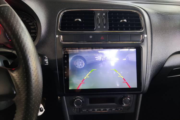 大众 2012款 1.6L Cross Polo AT局部细节16