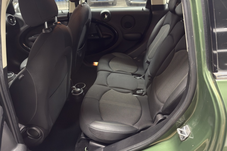 MINI Countryman 2014款 1.6L COOPER Fun中控内饰7003