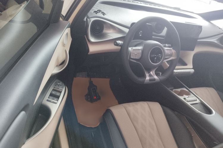 比亚迪 海豚 2023款 420km 时尚版中控内饰7003