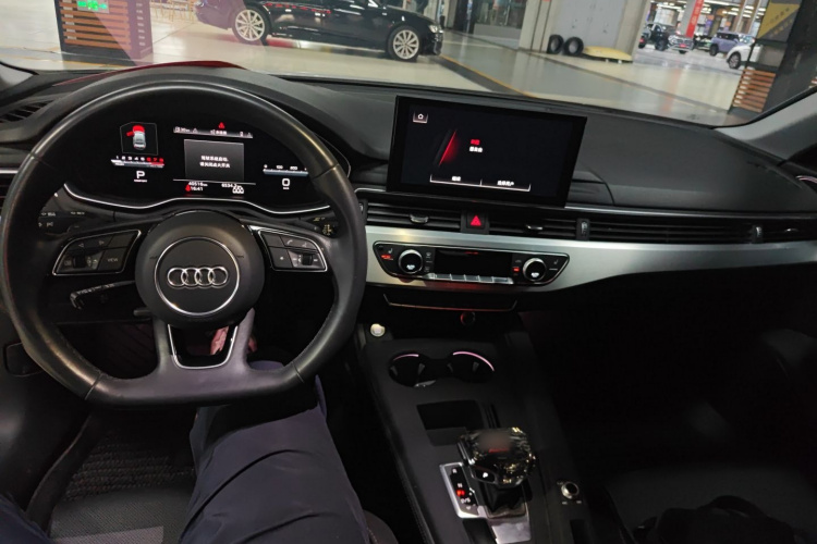 奥迪A4L 2022款 40 TFSI 豪华动感型中控内饰7002