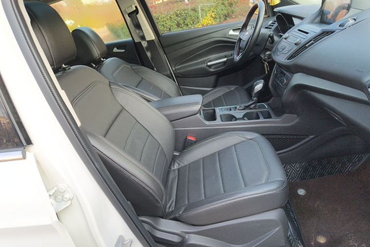 福特 翼虎 2018款 EcoBoost 180 两驱铂翼型局部细节41