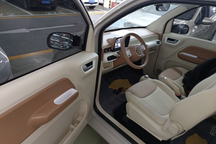 五菱汽车 宏光MINIEV 2024款 第三代 215km 青春版中控内饰20