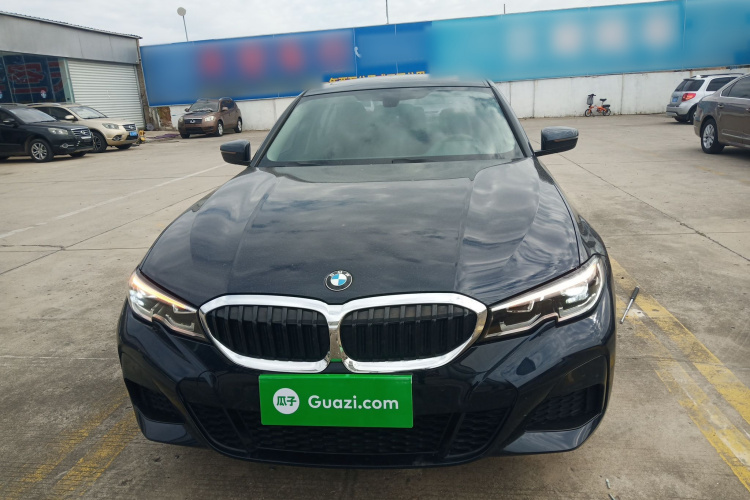 宝马3系 2021款 改款 320Li M运动套装车身外观2