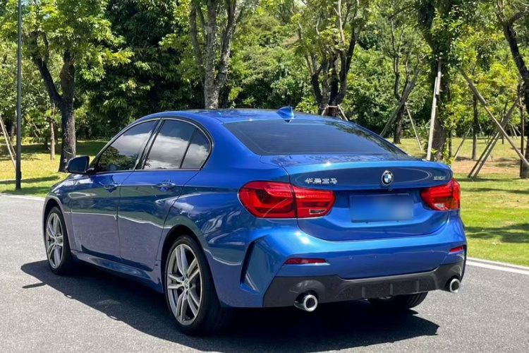 宝马1系 2019款 120i 领先型M运动套装车身外观6003