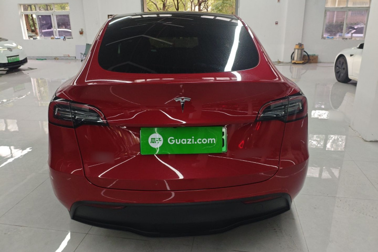 特斯拉 Model Y 2022款 长续航全轮驱动版车身外观6
