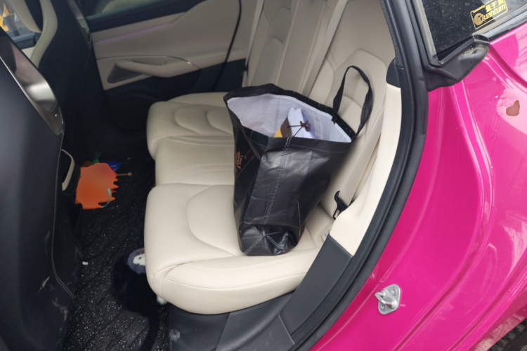 小米汽车 小米SU7 2024款 后驱超长续航高阶智驾Pro版中控内饰21