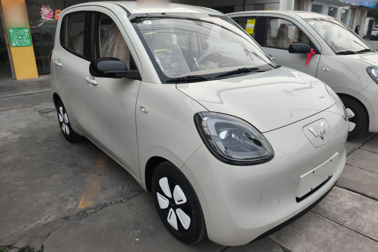 五菱汽车 宏光MINIEV 2025款 四门版 进阶款车身外观3