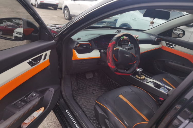 东风风神 奕炫 2023款 马赫版 1.5L 自动追影版中控内饰7002