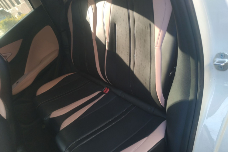 比亚迪 海鸥 2024款 荣耀版 305km 活力版中控内饰21