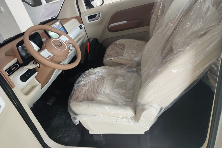 五菱汽车 宏光MINIEV 2024款 第三代 215km 青春版中控内饰19