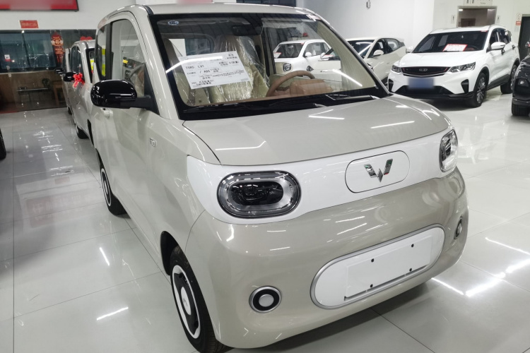 五菱汽车 宏光MINIEV 2024款 第三代 215km 青春版车身外观3