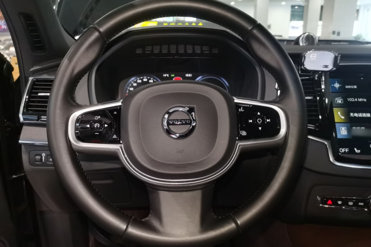 沃尔沃XC90新能源 2021款 E驱混动 T8 智尊豪华版 7座中控内饰13