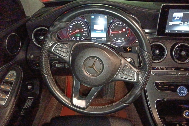 奔驰C级 2015款 C 180 L 运动型局部细节13