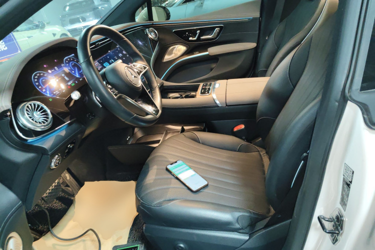 奔驰EQS 2022款 450+ 先锋版局部细节19