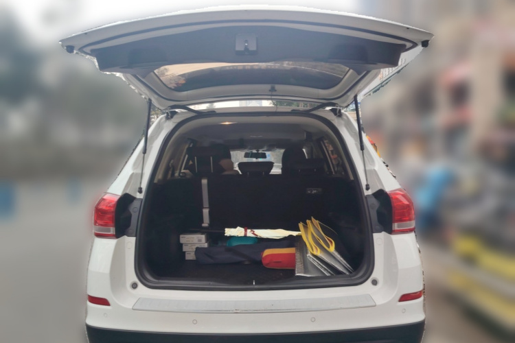 哈弗H6 2017款 蓝标 运动版 1.5T 手动两驱精英型局部细节23