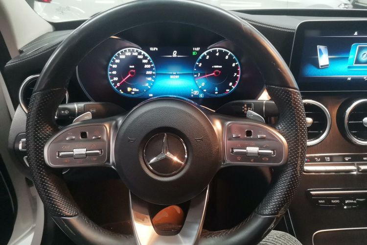 奔驰C级 2020款 改款 C 200 L 时尚型运动版中控内饰13