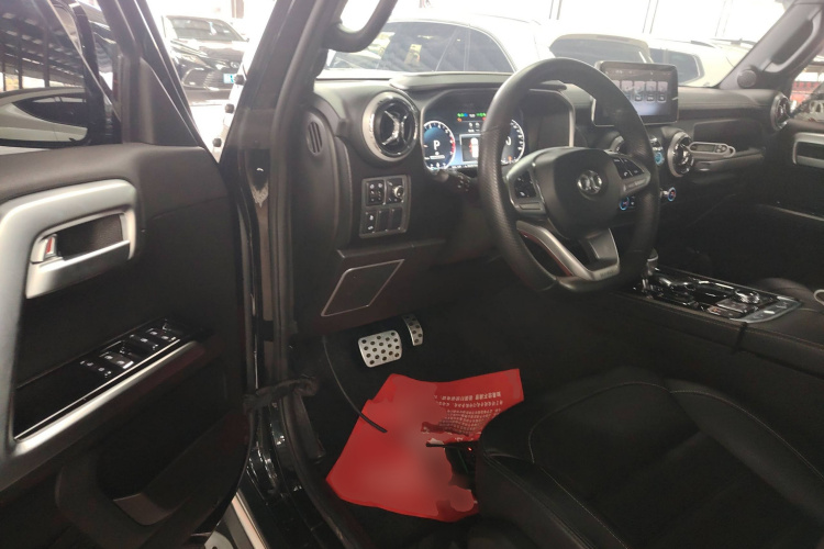 北京BJ40 2019款 PLUS 2.3T 自动四驱尊享版 国VI中控内饰20