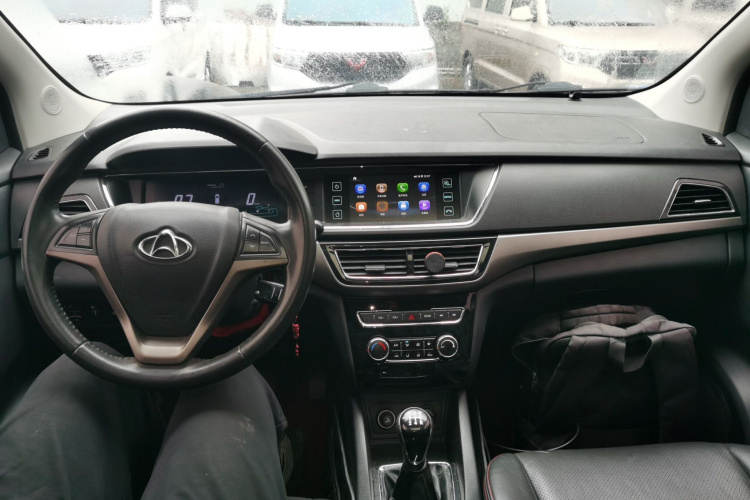 长安凯程 长安欧尚A600 2016款 1.5L 手动豪华型7座中控内饰12