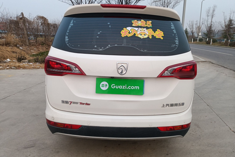 宝骏730 2019款 1.5T CVT时尚型 7座 国VI车身外观6