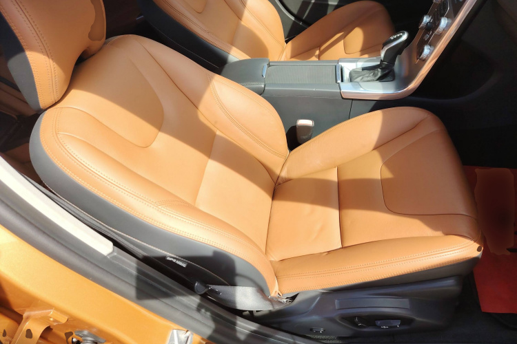 沃尔沃S60 2014款 S60L 2.0T 智远版局部细节41