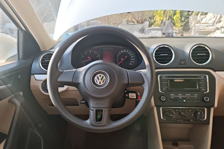 大众 捷达 2015款 质惠版 1.4L 手动舒适型中控内饰13