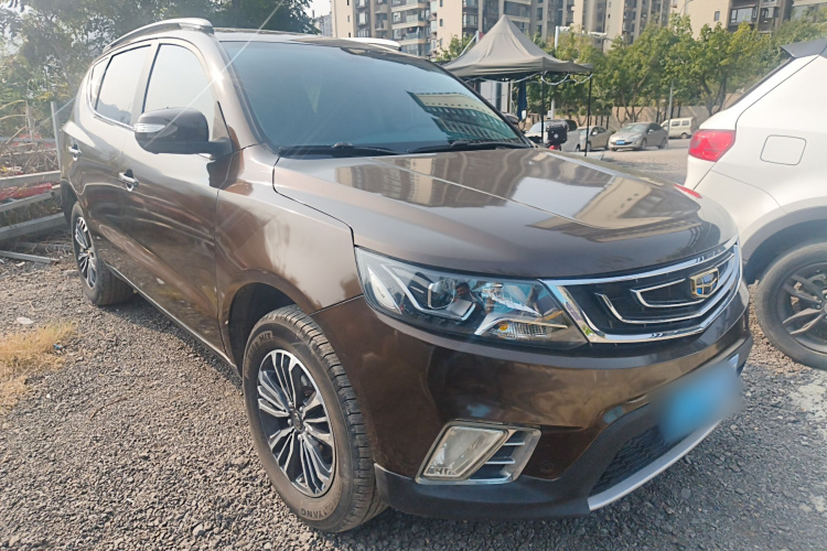 吉利汽车 远景X6 2016款 1.8L 手动尊贵型车身外观3